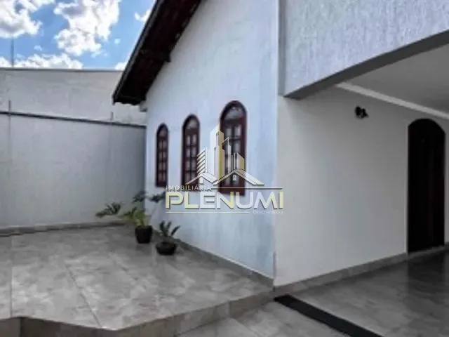 Casa com 318m² 3 quartos e 4 banheiros, à venda, no bairro Jardim América em Rio Claro