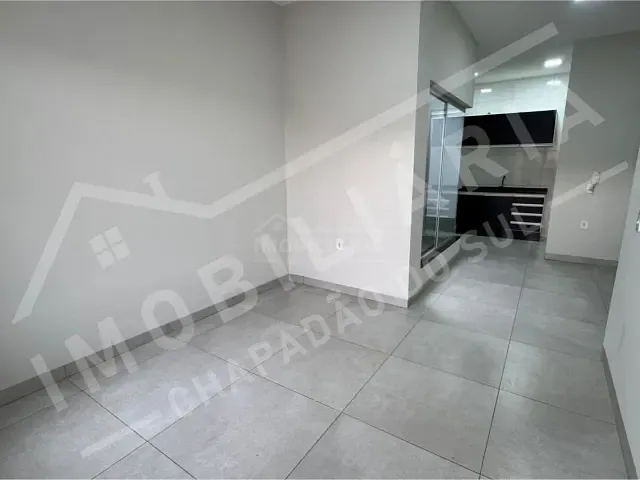 Casa 2 quartos e 1 banheiro, para alugar, no bairro ESPLANADA II em Chapadão do Sul