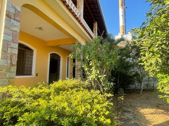 Casa 3 quartos e 2 banheiros, à venda, no bairro Dom Bosco em Belo Horizonte