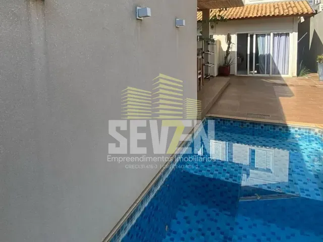 Casa com 200m² 3 quartos e 3 banheiros, à venda, no bairro Vila Aviação em Bauru