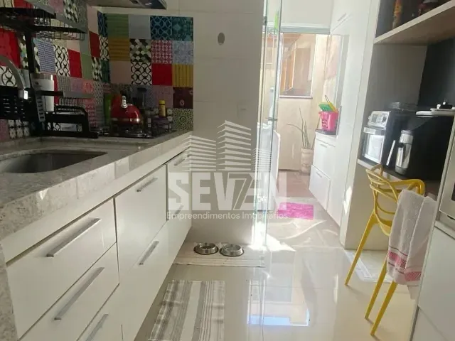 Casa com 200m² 3 quartos e 3 banheiros, à venda, no bairro Vila Aviação em Bauru