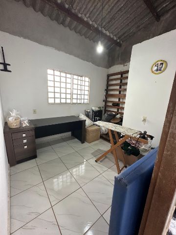 Casa com 200m² 4 quartos e 2 banheiros, à venda, no bairro Santa Maria em Brasília