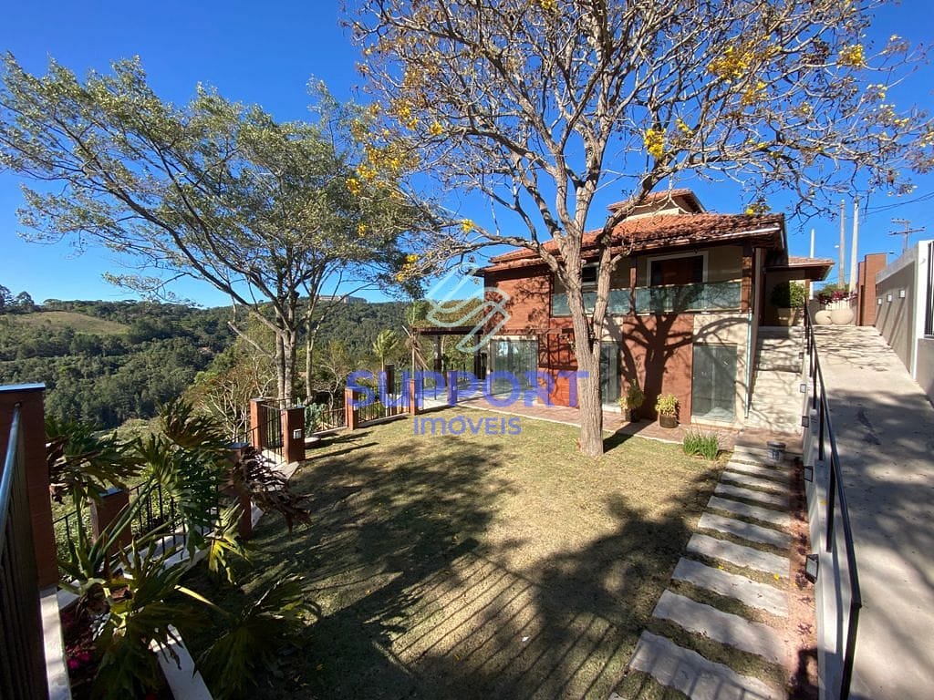 Casa à venda com 6 quartos, 370m² - Foto 4