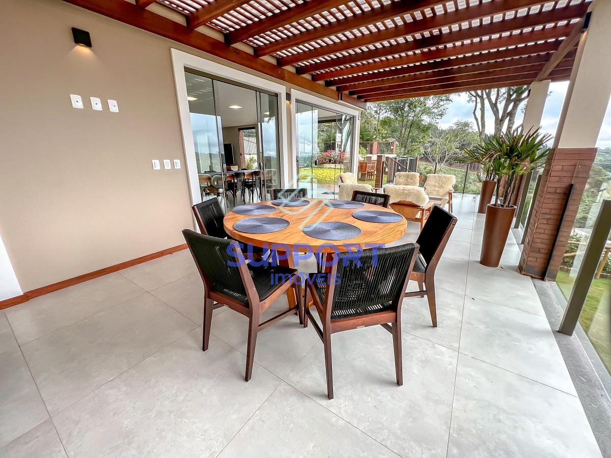 Casa à venda com 6 quartos, 370m² - Foto 23