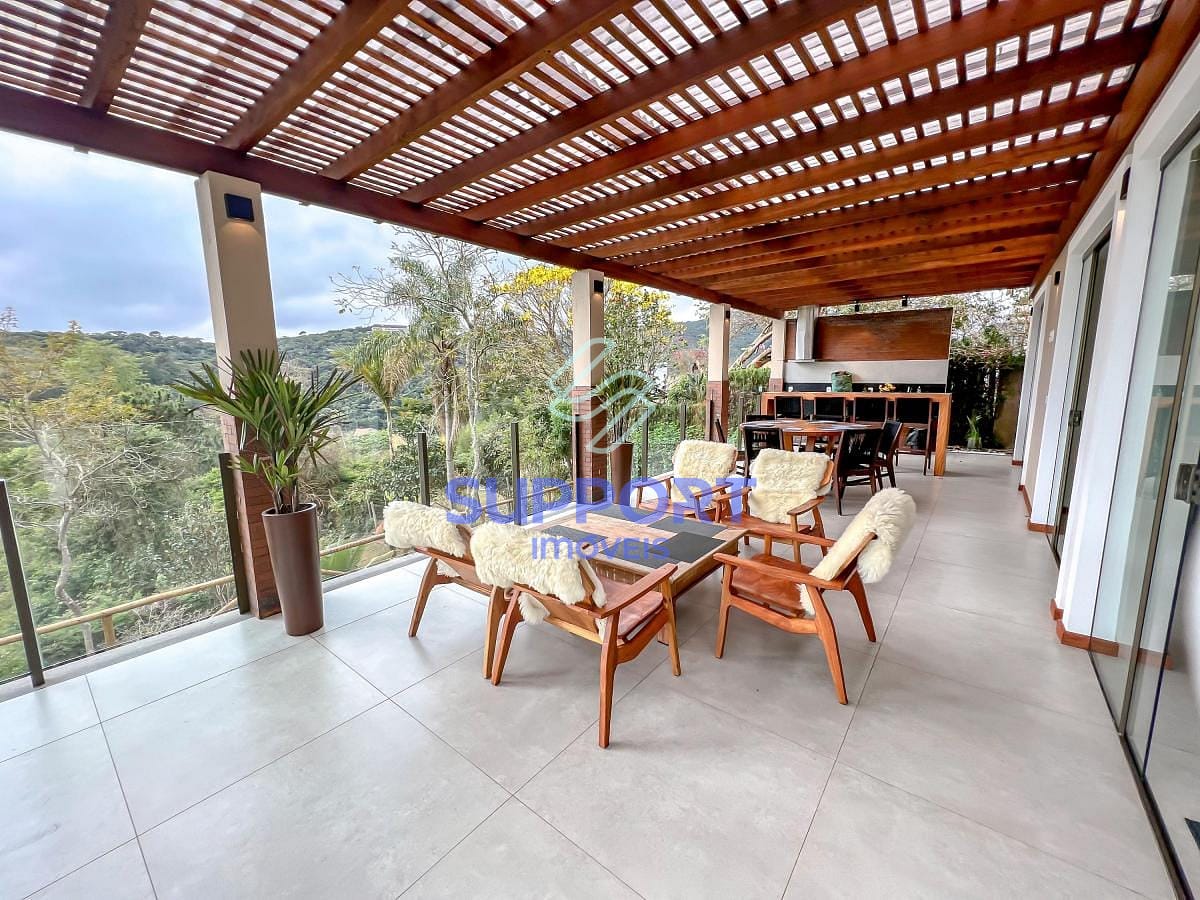 Casa à venda com 6 quartos, 370m² - Foto 24