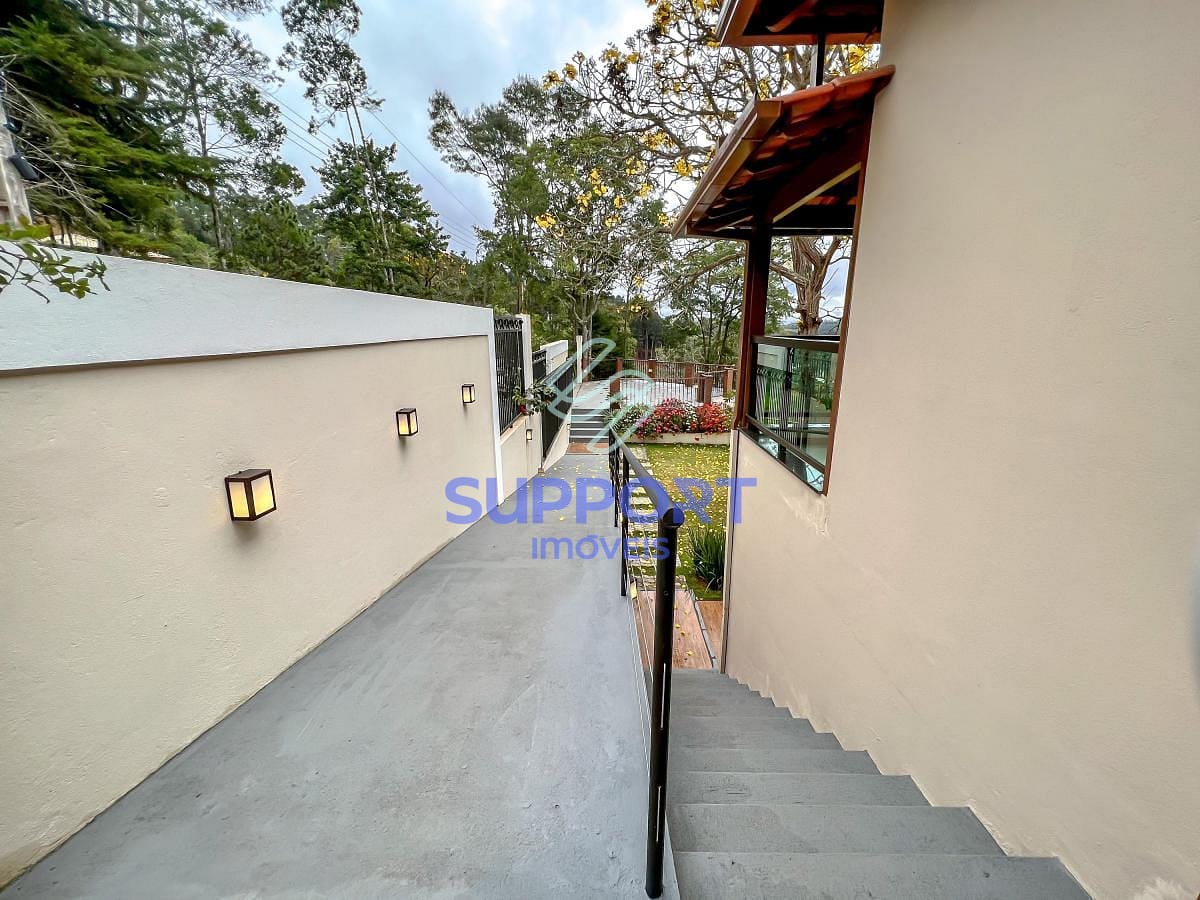 Casa à venda com 6 quartos, 370m² - Foto 57