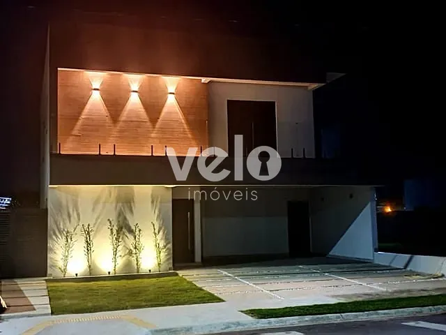 Casa com 300m² 4 quartos e 4 banheiros, à venda, no bairro Residencial Novo Horizonte em Taubaté