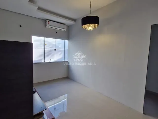 Casa com 435m² 2 quartos e 2 banheiros, à venda, no bairro Residencial Aquarela Brasil em Sinop