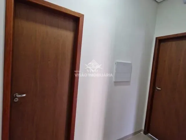 Casa com 435m² 2 quartos e 2 banheiros, à venda, no bairro Residencial Aquarela Brasil em Sinop