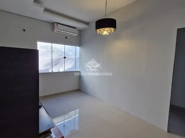Casa com 435m² 2 quartos e 2 banheiros, à venda, no bairro Residencial Aquarela Brasil em Sinop