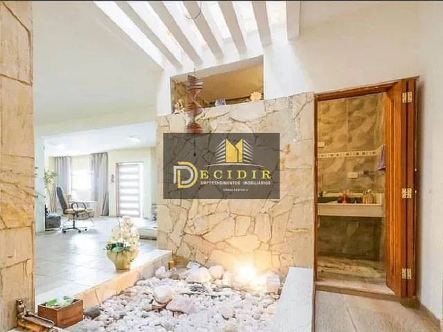 Casa com 540m², para alugar, no bairro Vila Carrão em São Paulo