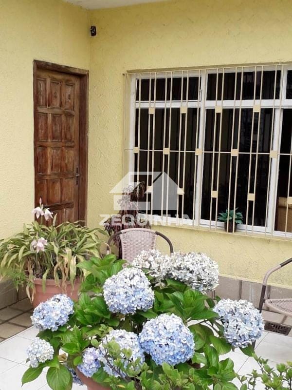 Casa à venda com 4 quartos, 150m² - Foto 18