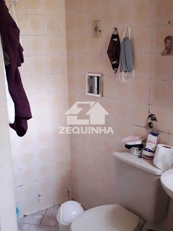 Casa à venda com 4 quartos, 150m² - Foto 9