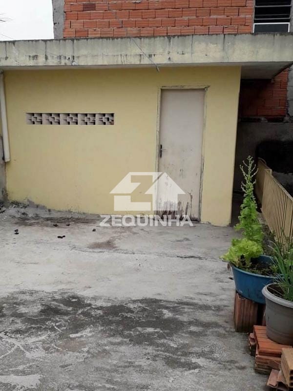 Casa à venda com 4 quartos, 150m² - Foto 12