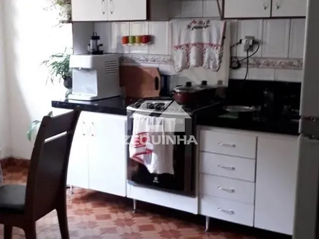 Casa com 240m² 4 quartos e 3 banheiros, à venda, no bairro Jardim Roberto em Osasco
