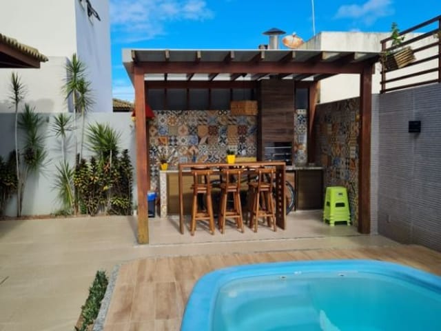 Casa com 275m² 3 quartos e 2 banheiros, à venda, no bairro Atalaia em Aracaju