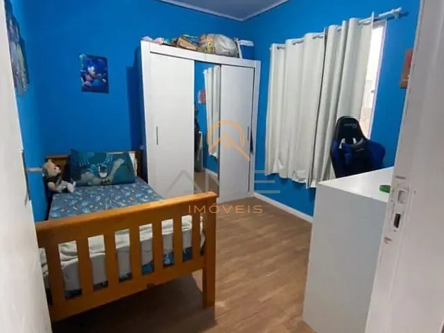 Casa com 182m² 3 quartos e 2 banheiros, à venda, no bairro Tres Vendas em Pelotas