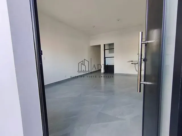 Casa com 153m² 2 quartos e 2 banheiros, à venda, no bairro Jardim Layr em Mogi das Cruzes