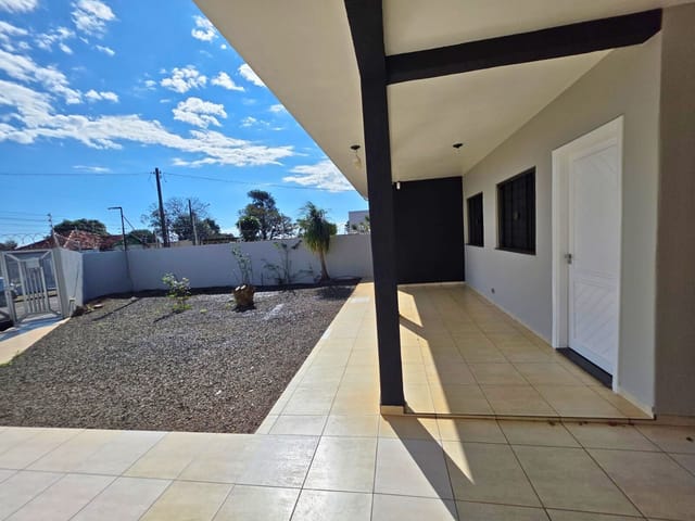 Casa com 511m² 3 quartos e 3 banheiros, à venda, no bairro Vila do Colégio em Apucarana