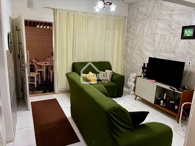 Casa com 130m² 2 quartos e 2 banheiros, à venda, no bairro Balneario Praia do Perequê em Guarujá