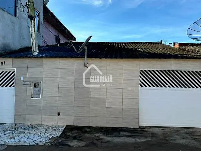Casa com 130m² 2 quartos e 2 banheiros, à venda, no bairro Balneario Praia do Perequê em Guarujá