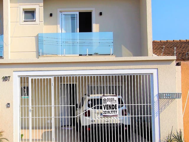 Casa com 114m² 3 quartos e 4 banheiros, à venda, no bairro Oficinas em Ponta Grossa