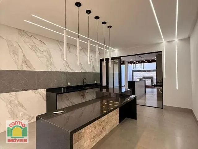 Casa com 372m² 3 quartos e 4 banheiros, à venda, no bairro Anápolis City em Anápolis