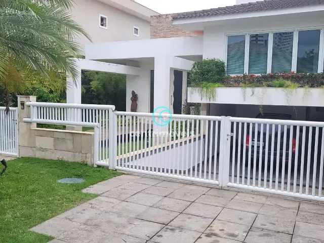 Casa com 504m² 4 quartos e 3 banheiros, à venda, no bairro Barra da Tijuca em Rio de Janeiro