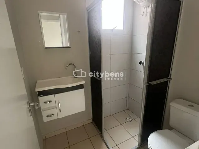 Casa 2 quartos e 1 banheiro, à venda, no bairro Aeroporto em Araçatuba