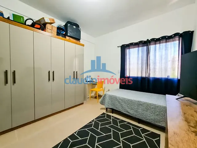 Casa 2 quartos e 1 banheiro, à venda, no bairro Roma em Volta Redonda