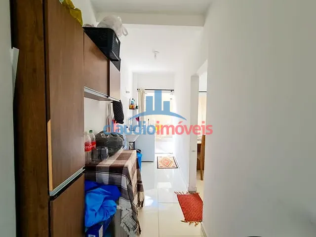 Casa 2 quartos e 1 banheiro, à venda, no bairro Roma em Volta Redonda
