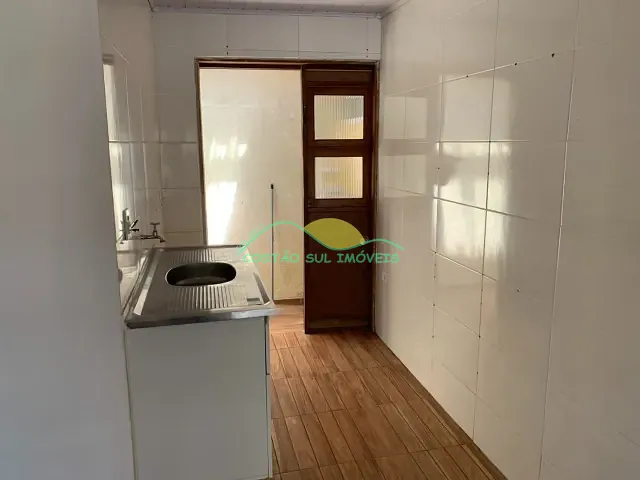 Casa com 100m² 2 quartos e 1 banheiro, à venda, no bairro Campeche em Florianópolis