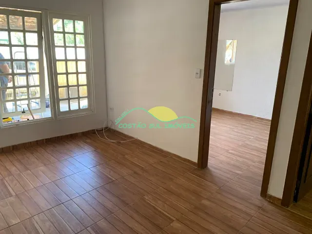 Casa com 100m² 2 quartos e 1 banheiro, à venda, no bairro Campeche em Florianópolis