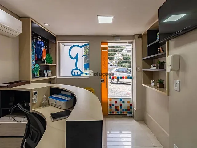 Casa à venda, no bairro Vila Romana em São Paulo