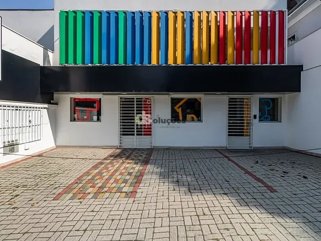 Casa à venda, no bairro Vila Romana em São Paulo