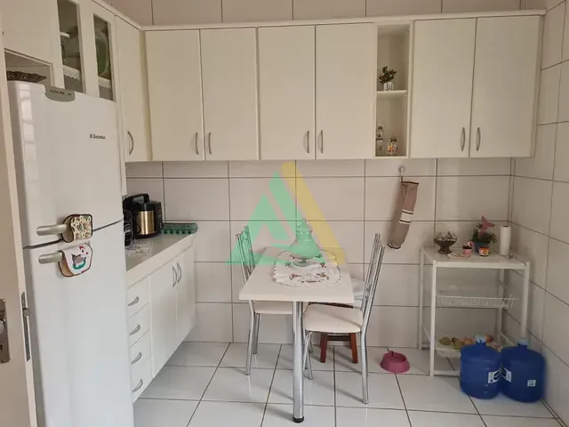 Casa com 330m² 3 quartos e 3 banheiros, à venda, no bairro Jardim Longatto em Mogi Mirim