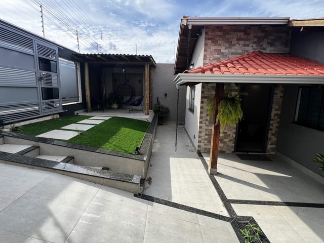 Casa com 336m² 3 quartos e 3 banheiros, à venda, no bairro Ouro Verde em Londrina
