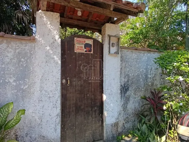 Casa com 950m² 6 quartos e 3 banheiros, à venda, no bairro Caneca Fina em Guapimirim