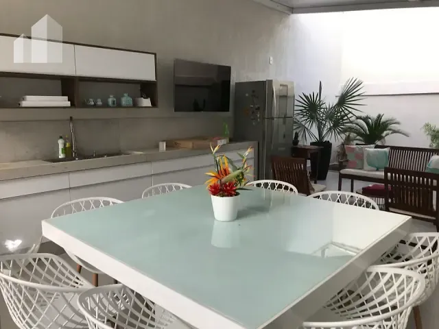 Casa com 400m² 5 quartos e 4 banheiros, à venda, no bairro da Luz em Nova Iguaçu