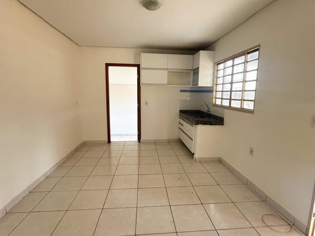 Casa com 80m² 2 quartos e 2 banheiros, para alugar, no bairro Parque das Nações em Aparecida de Goiânia