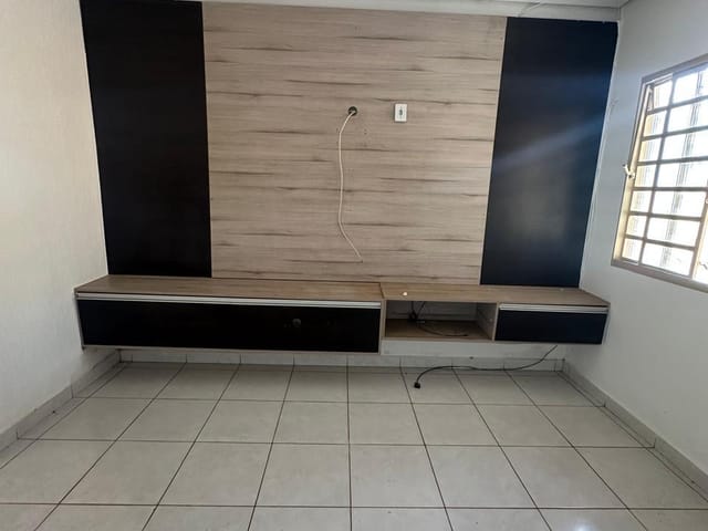 Casa com 80m² 2 quartos e 2 banheiros, para alugar, no bairro Parque das Nações em Aparecida de Goiânia