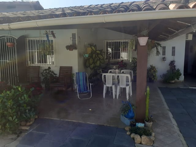 Casa com 341m² 3 quartos e 2 banheiros, à venda, no bairro Serra Grande em Niterói