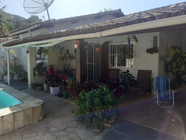 Casa com 341m² 3 quartos e 2 banheiros, à venda, no bairro Serra Grande em Niterói