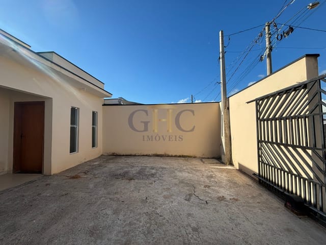 Casa com 185m² 2 quartos e 1 banheiro, à venda, no bairro JARDIM SAN RAFAEL em SALTO DE PIRAPORA