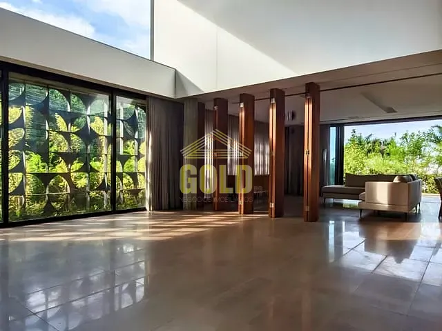 Casa 5 quartos e 7 banheiros, à venda, no bairro Esperança em Londrina