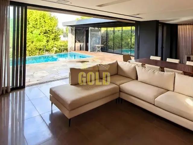 Casa 5 quartos e 7 banheiros, à venda, no bairro Esperança em Londrina