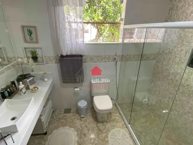 Casa com 275m² 3 quartos e 3 banheiros, à venda, no bairro Braunes em Nova Friburgo