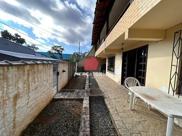 Casa 3 quartos e 2 banheiros, para alugar, no bairro Vila Nova em Blumenau