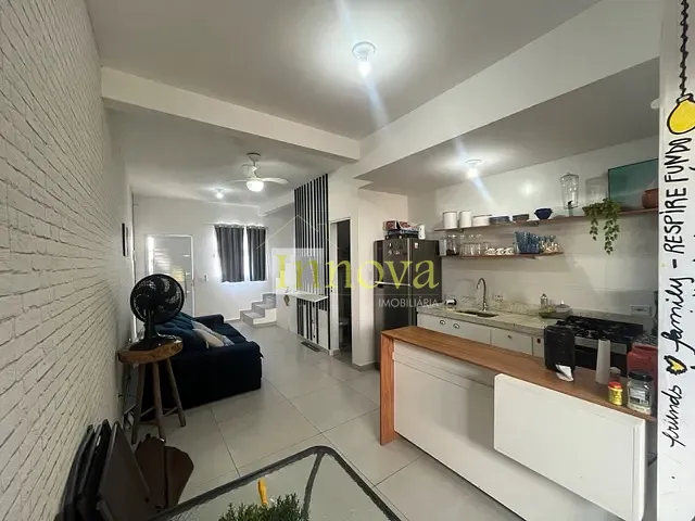 Casa com 60m² 2 quartos e 1 banheiro, à venda, no bairro Pontal de Santa Marina em Caraguatatuba