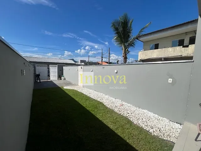 Casa com 60m² 2 quartos e 1 banheiro, à venda, no bairro Pontal de Santa Marina em Caraguatatuba